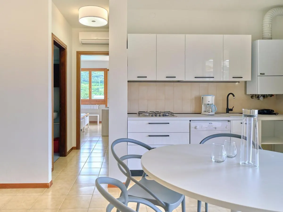 Apartmentsgarda - Residenza Mantegna Апартаменты Гарда
