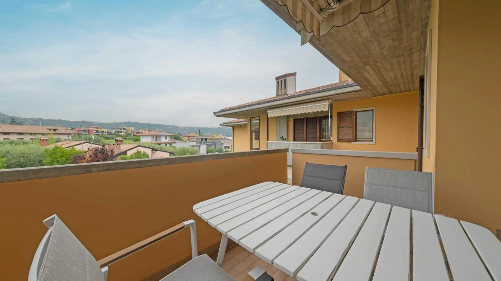 Apartmentsgarda - Residenza Mantegna 0*, Гарда Италия